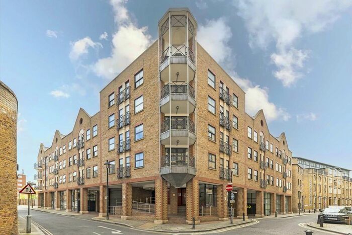 2 Bedroom Flat To Rent In Jacob Street, London, SE1