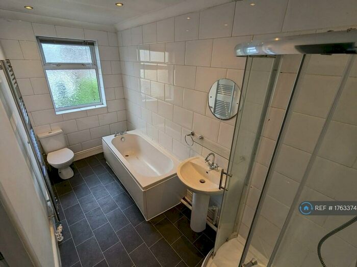 2 Bedroom Terraced House To Rent In Houghton Street, Swinton, Manchester, M27