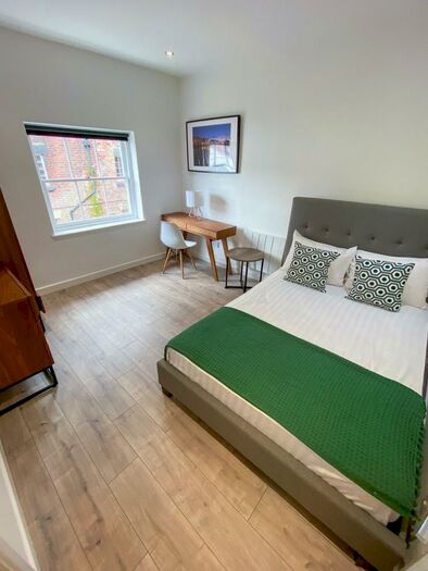 3 Bedroom Flat To Rent In Colquitt Street, Liverpool, L1