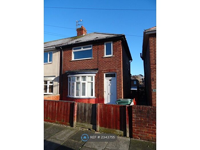 2 Bedroom End Of Terrace House To Rent In Chadburn Road, Stockton-On-Tees, TS20