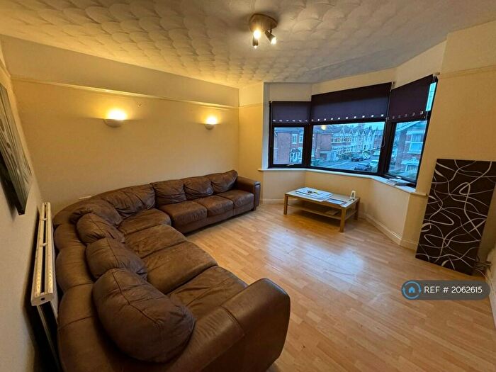 2 Bedroom Flat To Rent In Wilton Avenue, Southampton, SO15