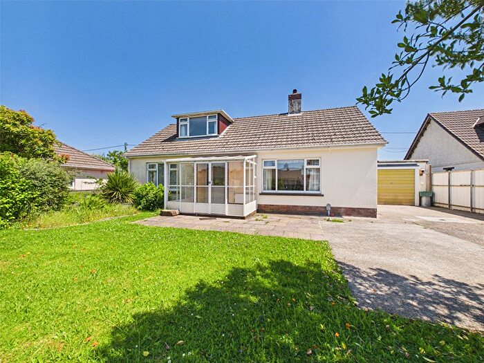 3 Bedroom Bungalow For Sale In Park Close, Holsworthy, Devon, EX22