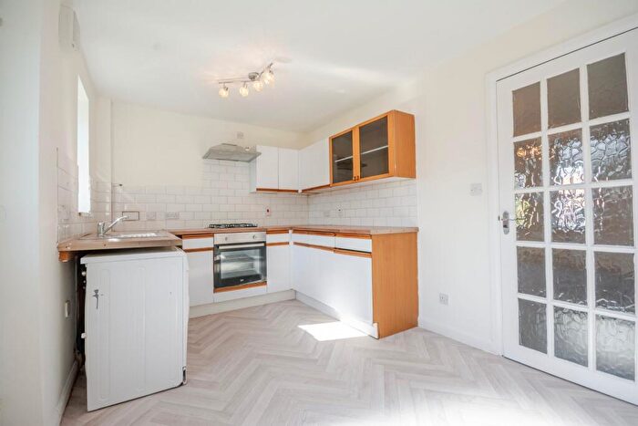 3 Bedroom Detached House For Sale In William Booth Road, Nottingham, Nottinghamshire, NG2