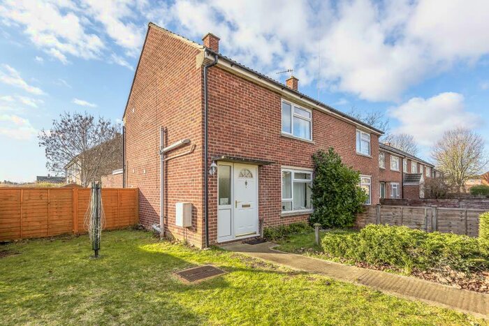 1 Bedroom Apartment To Rent In Pembroke Way, Bicester, OX26