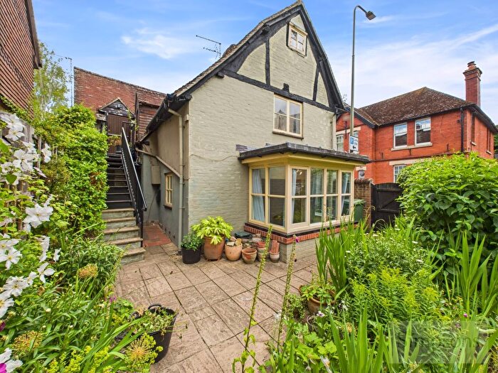 2 Bedroom Flat To Rent In Mill Street, Wantage, OX12