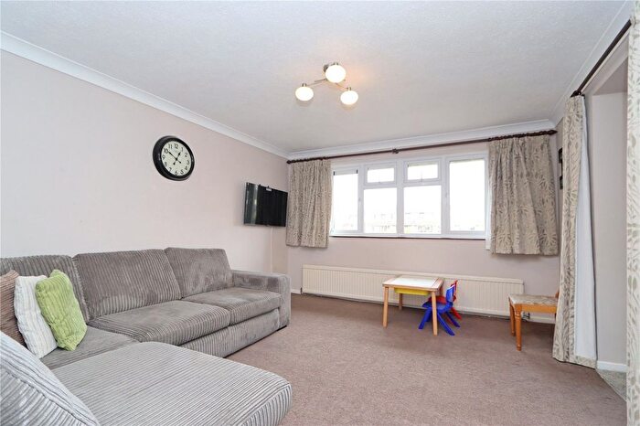 2 Bedroom Flat For Sale In North Eleventh Street, Central Milton Keynes, Milton Keynes, Bucks, MK9
