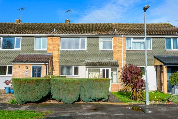 3 Bedroom Terraced House To Rent In New Meadow, Aylesbury, HP21