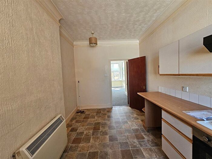 1 Bedroom Flat To Rent In Atherley Road, Shanklin, PO37