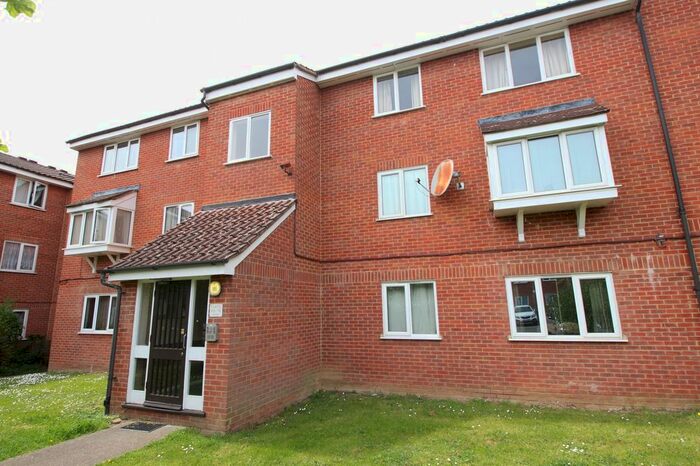 1 Bedroom Flat To Rent In London, Romford, Essex, RM6