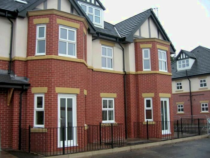 2 Bedroom Property To Rent In Apartment Wigan Road, Wigan, WN4