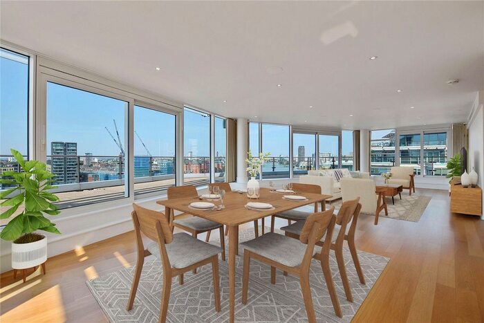 4 Bedroom Flat To Rent In Kingfisher House, Juniper Drive, SW18