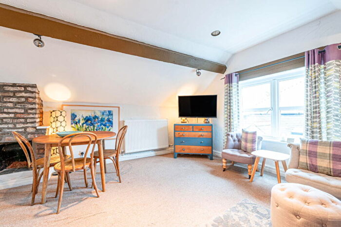 1 Bedroom Apartment For Sale In Watergate Street, Chester, CH1