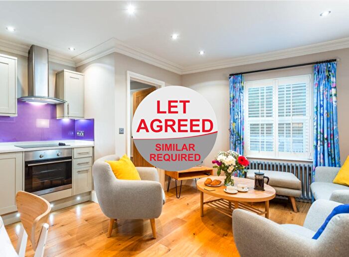 2 Bedroom Flat To Rent In Lymington Road, Torquay, TQ1