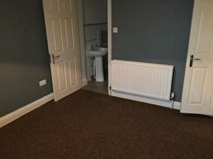 1 Bedroom Flat For Sale In Fleet, Hampshire, GU51
