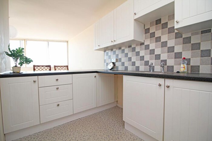 3 Bedroom Flat To Rent In Arlington House, Margate, Kent, CT9