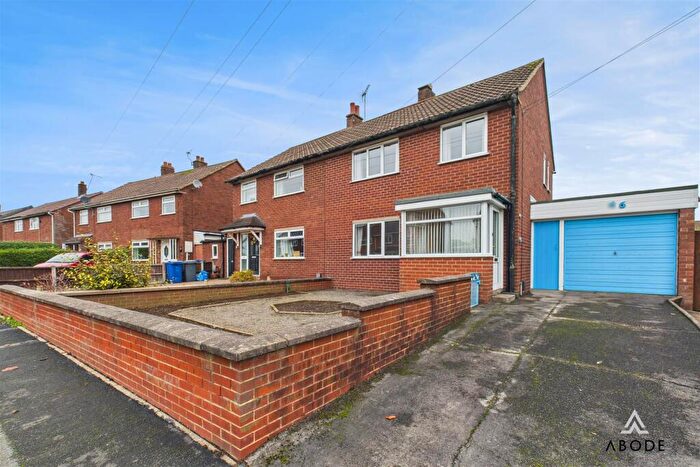 3 Bedroom Semi Detached House For Sale In Copes Way, Uttoxeter, Staffordshire, ST14