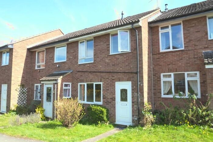 3 Bedroom Terraced House To Rent In Wodehouse Walk, Newport Pagnell, MK16