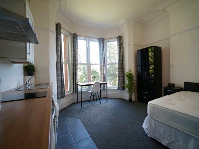 Studio To Rent In Ffriddoedd Road, Bangor, LL57