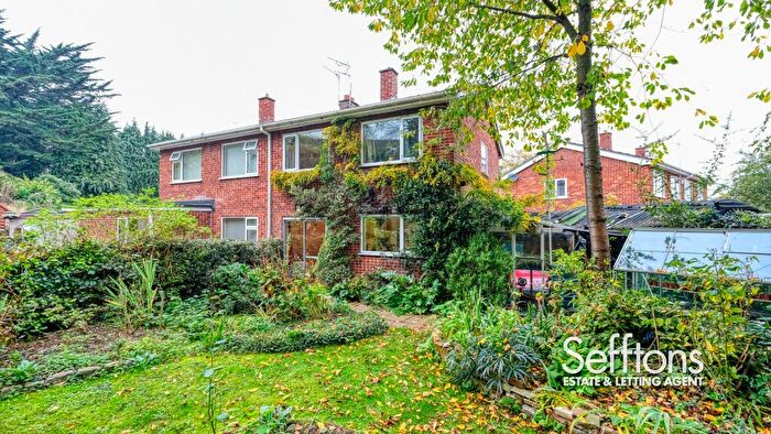 3 Bedroom Semi Detached House For Sale In Dell Crescent, Norwich, Norfolk, NR5