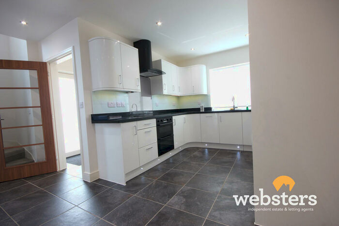 3 Bedroom Semi-Detached House To Rent In Goodson Road, Norwich, NR7