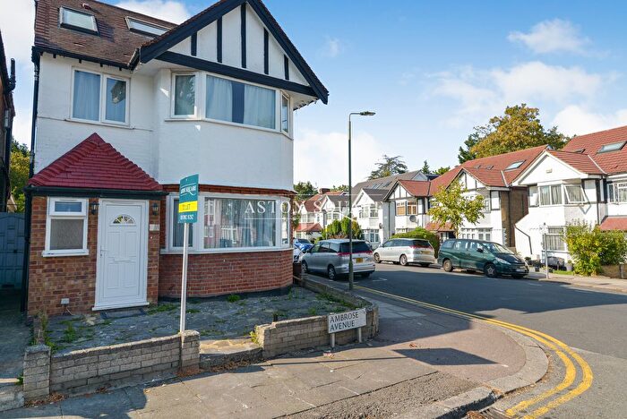 5 Bedroom Detached House To Rent In Ambrose Avenue, London, NW11