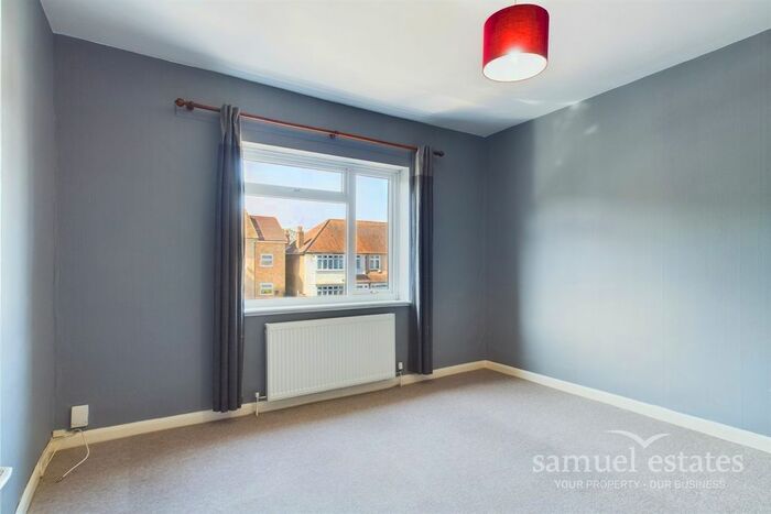 1 Bedroom Flat To Rent In Howard Road, South Norwood, SE25