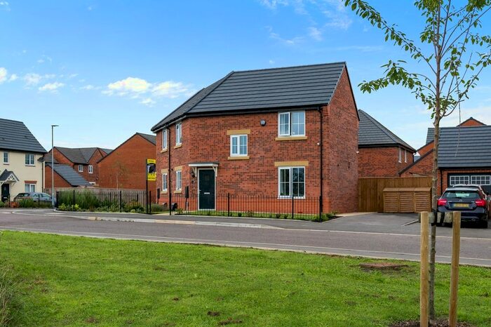 3 Bedroom Semi-Detached House To Rent In Short Street, Newton-Le-Willows, Merseyside, WA12