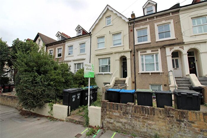 2 Bedroom Apartment For Sale In Clyde Road, Croydon, Surrey, CR0
