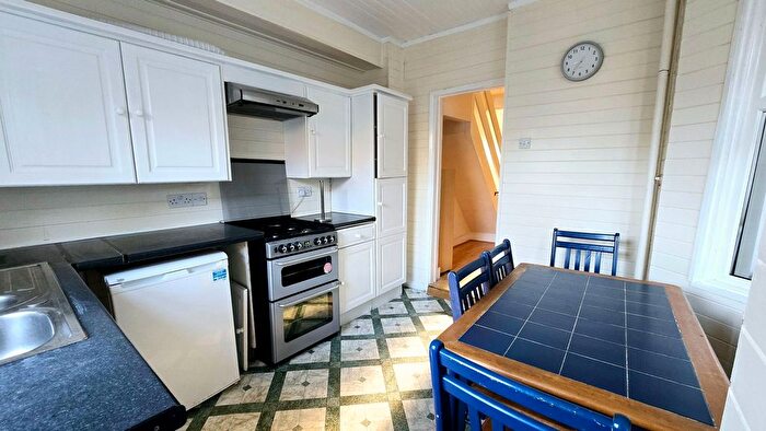 3 Bedroom Terraced House To Rent In Maybury Street, Tooting, SW17