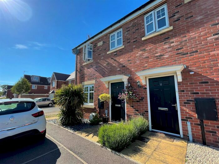 2 Bedroom Semi-Detached House To Rent In Auburndale Avenue, Coventry, West Midlands, CV4