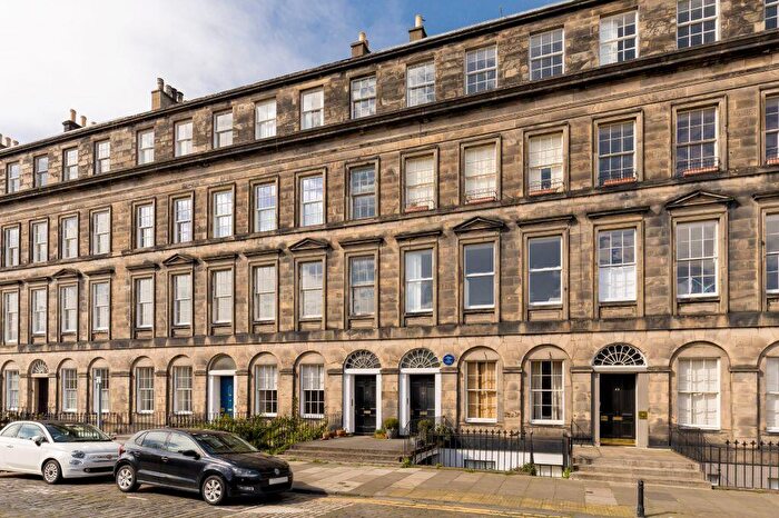 1 Bedroom Flat For Sale In East Claremont Street, Edinburgh, EH7