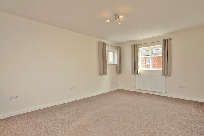 1 Bedroom Maisonette To Rent In Radley Road, Abingdon, OX14