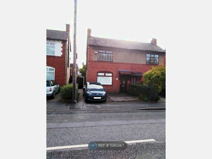 3 Bedroom Semi-Detached House To Rent In Newearth Road, Worsley, Manchester, M28