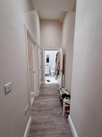 1 Bedroom Flat To Rent In Dudley Mansions, Lansdowne Place, Hove, BN3