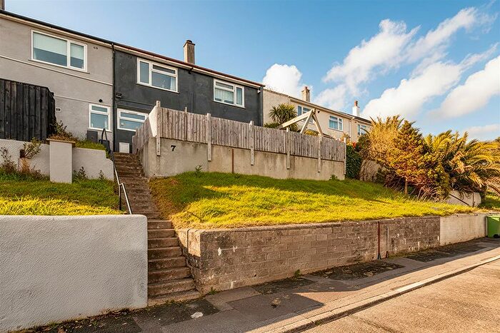 3 Bedroom End Terrace House For Sale In Skardale Gardens, Plymouth, PL6