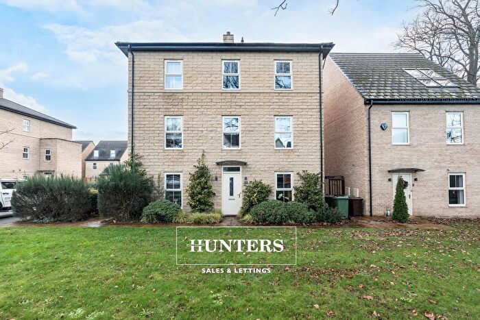 4 Bedroom Semi-Detached House For Sale In Voysey Avenue, Castleford, WF10