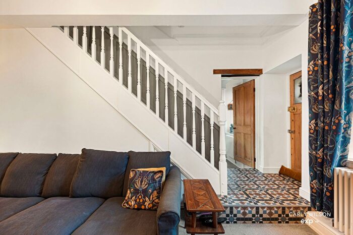 3 Bedroom Town House For Sale In Old Hall Drive, Bramley, Rotherham, S66