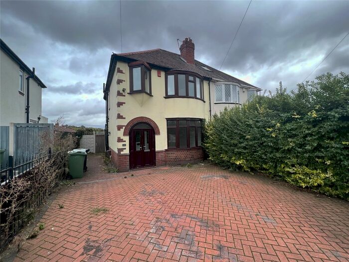 3 Bedroom Semi-Detached House To Rent In Sedgley Road, Dudley, West Midlands, DY1