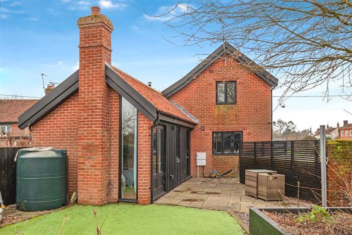 2 Bedroom Detached House For Sale In The Green, Aldborough, Norwich, NR11