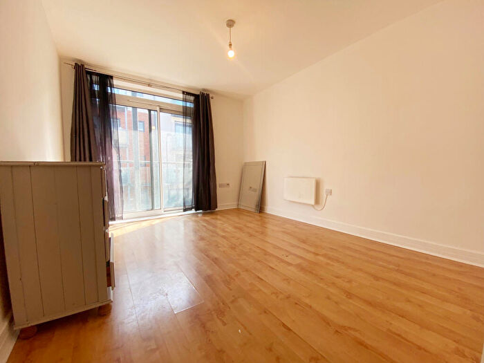 1 Bedroom Apartment To Rent In Rosse Gardens, London, SE13
