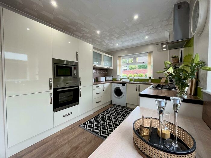 3 Bedroom SemiDetached Bungalow For Sale In Bryn Onnen, Penderyn