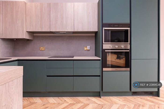 4 Bedroom Terraced House To Rent In Shannon Street, Blackpool, FY1