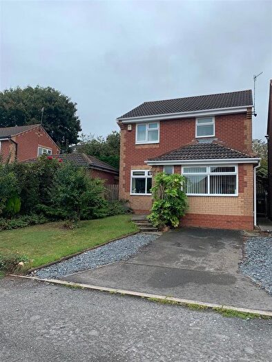 3 Bedroom Detached House For Sale In Yardley Way, Belper, DE56