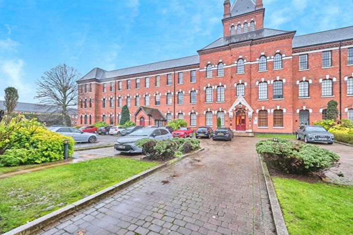 2 Bedroom Flat For Sale In Highcroft Road, Birmingham, B23