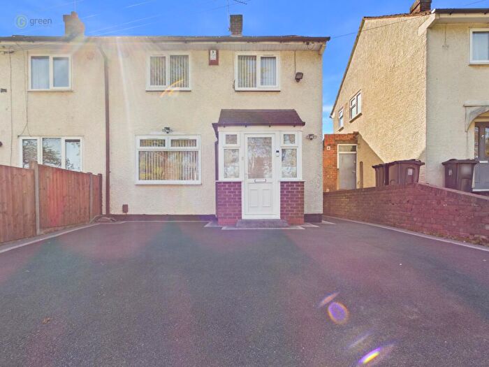 2 Bedroom Semi Detached House For Sale In Wellcroft Road, Shard End, Birmingham, B34