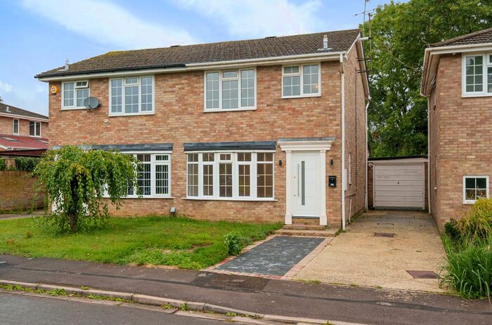 3 Bedroom Semi-Detached House To Rent In Waterloo Crescent, Wokingham, Berkshire, RG40