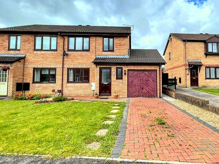 3 Bedroom Semi-Detached House To Rent In Birch Crescent, Llantwit Fardre, Pontypridd, CF38