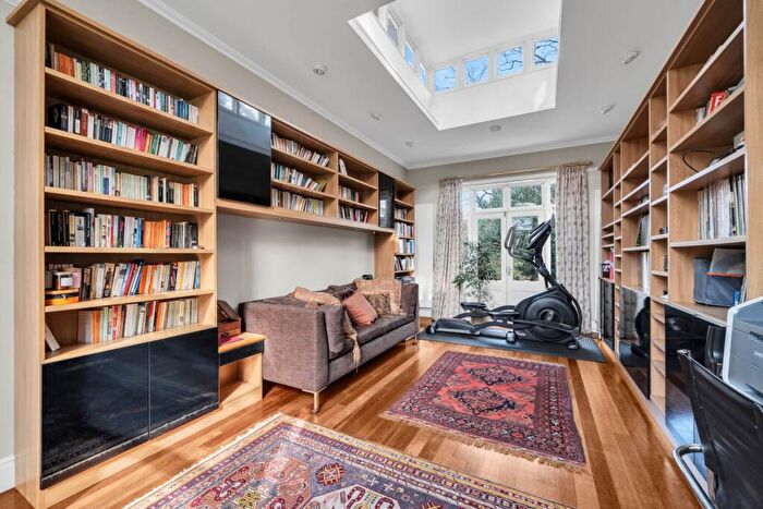 5 Bedroom Detached House For Sale In Dulwich Wood Avenue, West Dulwich, SE19
