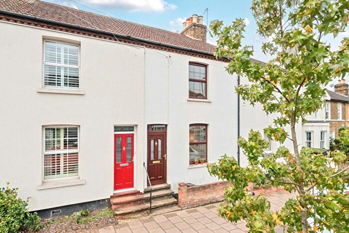 2 Bedroom Terraced House For Sale In White Horse Hill, Chislehurst, BR7
