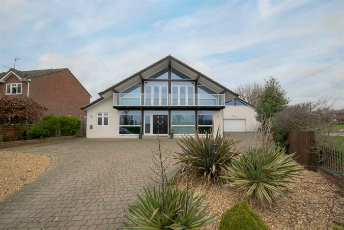 5 Bedroom Detached House To Rent In Flitwick Road, Maulden, MK45